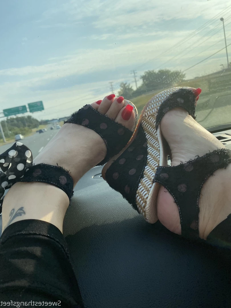 Goddess Rhonda [ sweetesthangsfeet ] Onlyfans leaked photo 7037021 on Hotleaks.tv
