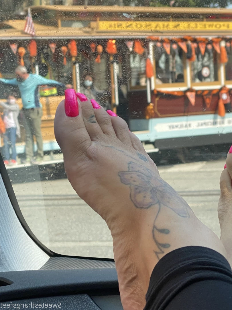 Goddess Rhonda [ sweetesthangsfeet ] Onlyfans leaked photo 7038873 on Hotleaks.tv