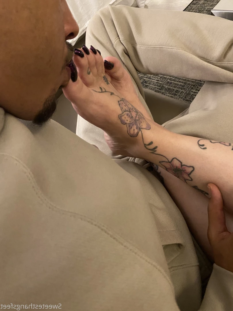 Goddess Rhonda [ sweetesthangsfeet ] Onlyfans leaked photo 7040893 on Hotleaks.tv