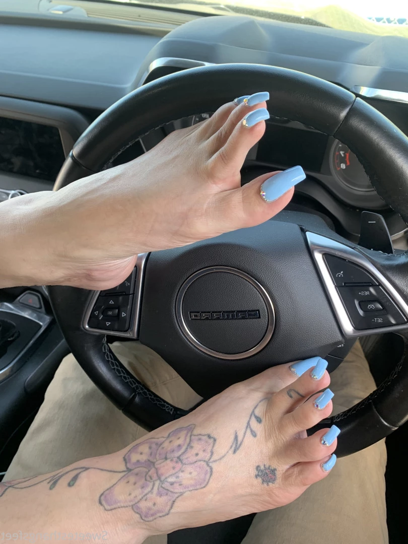 Goddess Rhonda [ sweetesthangsfeet ] Onlyfans leaked photo 7041181 on Hotleaks.tv