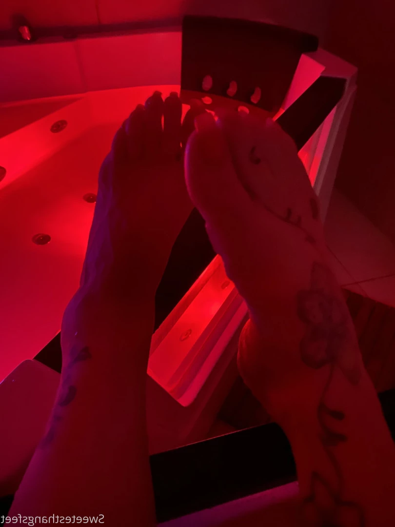 Goddess Rhonda [ sweetesthangsfeet ] Onlyfans leaked photo 7042722 on Hotleaks.tv