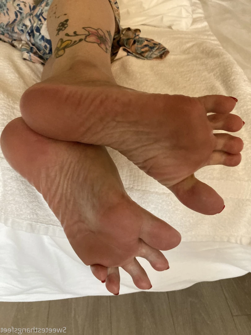 Goddess Rhonda [ sweetesthangsfeet ] Onlyfans leaked photo 7044474 on Hotleaks.tv