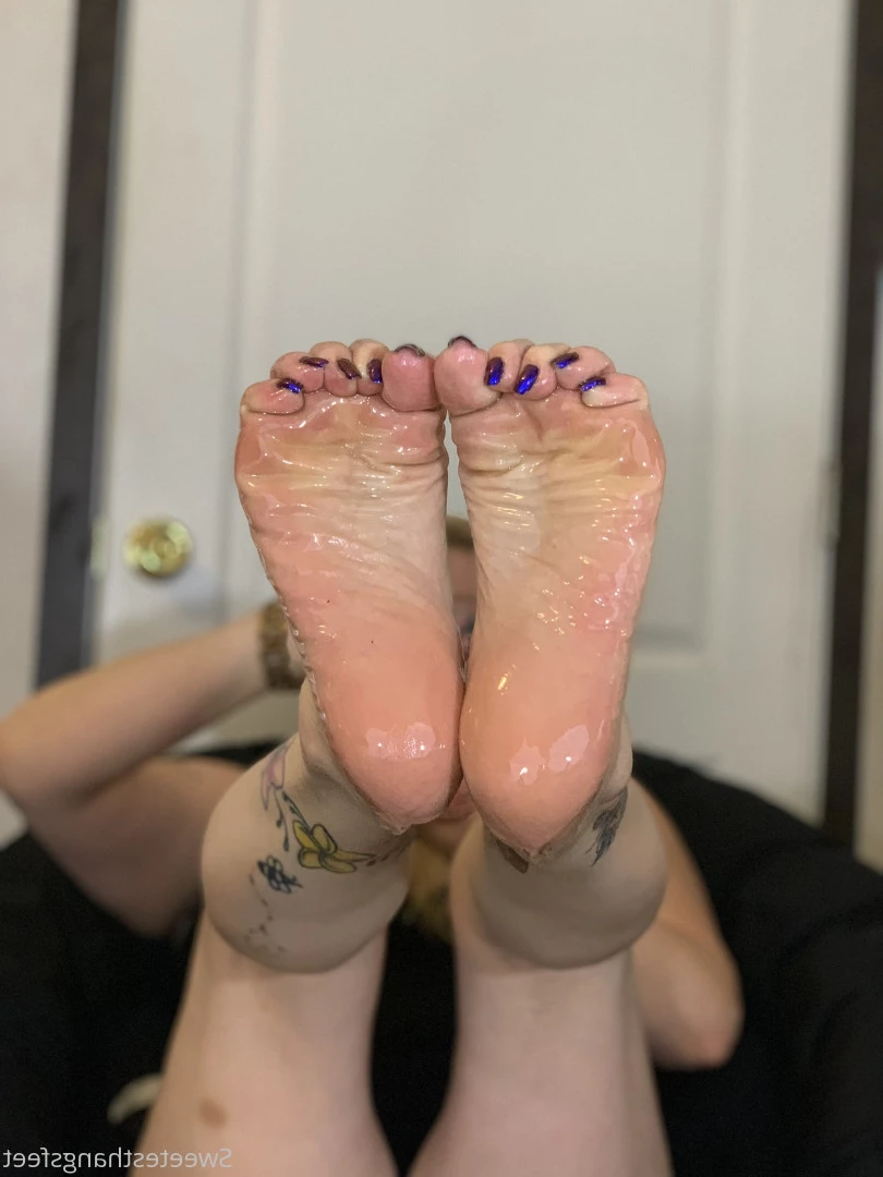 Goddess Rhonda [ sweetesthangsfeet ] Onlyfans leaked photo 7047172 on Hotleaks.tv