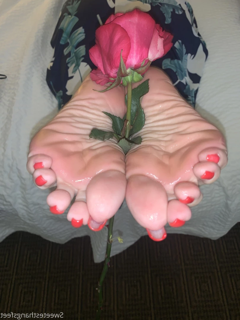 Goddess Rhonda [ sweetesthangsfeet ] Onlyfans leaked photo 7047860 on Hotleaks.tv