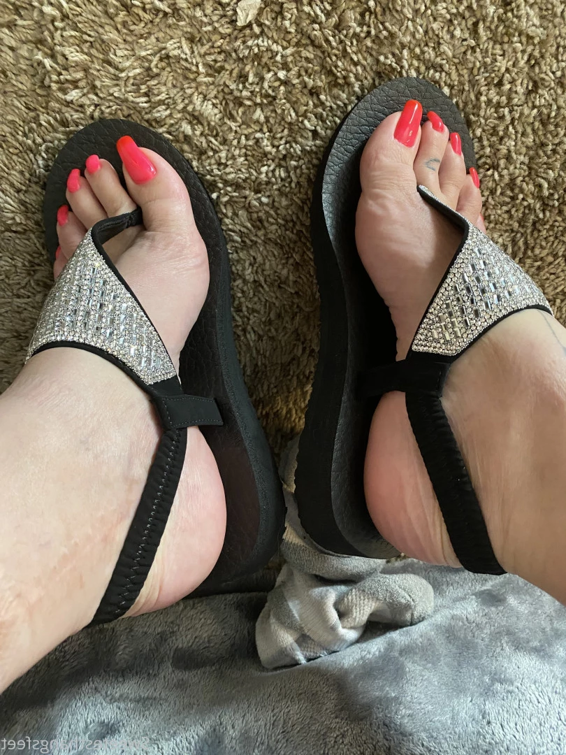 Goddess Rhonda [ sweetesthangsfeet ] Onlyfans leaked photo 7049163 on Hotleaks.tv