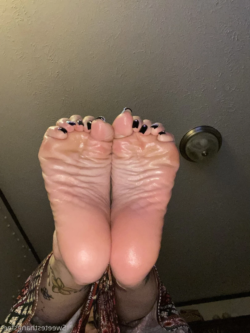 Goddess Rhonda [ sweetesthangsfeet ] Onlyfans leaked photo 7056366 on Hotleaks.tv