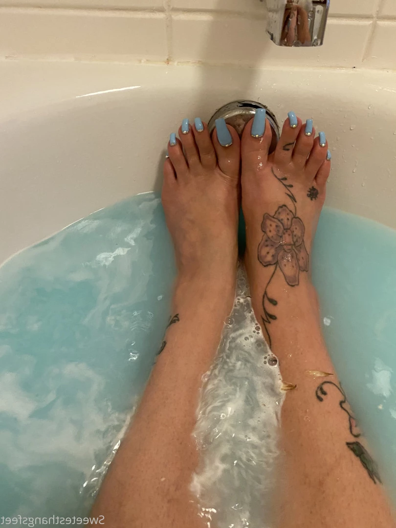 Goddess Rhonda [ sweetesthangsfeet ] Onlyfans leaked photo 7063451 on Hotleaks.tv