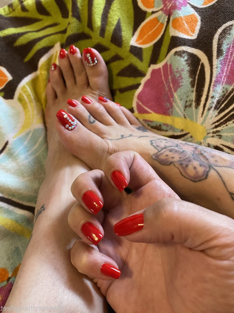 Goddess Rhonda [ sweetesthangsfeet ] Onlyfans leaked photo 7064104 on Hotleaks.tv