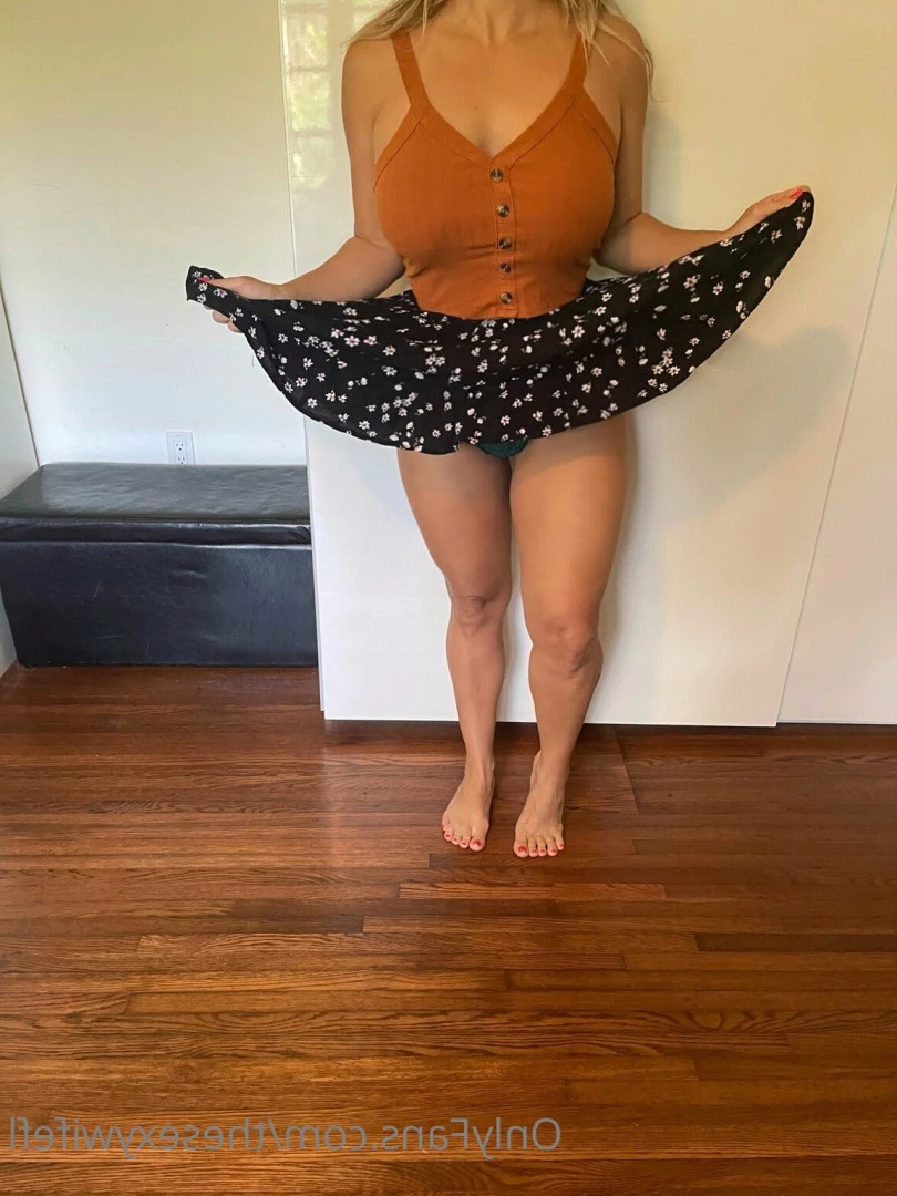 sexy wife [ thesexywifefl ] Onlyfans leaked photo 7120945 on Hotleaks.tv
