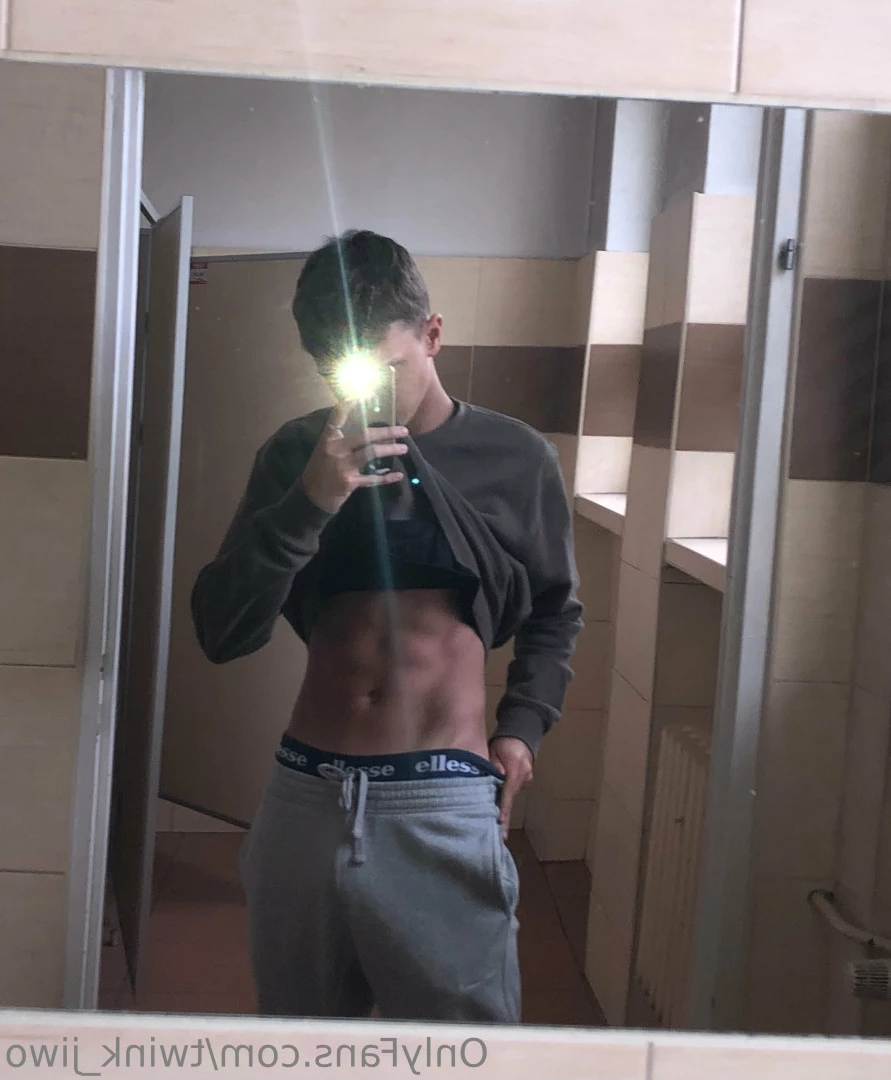 twink_jiwo Onlyfans leaked photo 6768436 on Hotleaks.tv