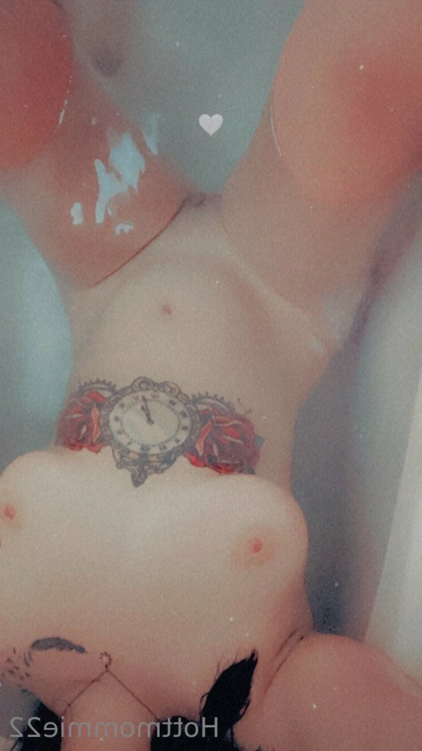 Hottmommie [ u271224809 ] Onlyfans leaked photo 6527762 on Hotleaks.tv