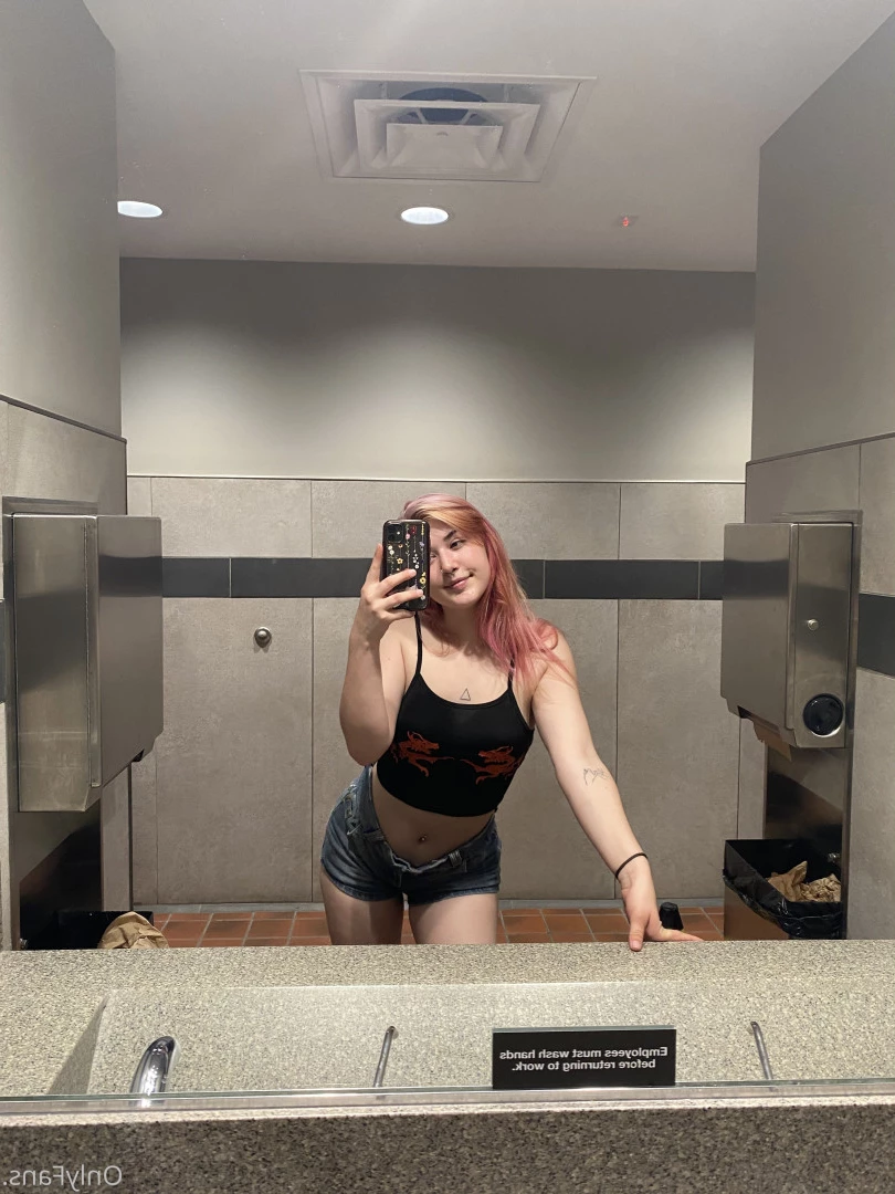 Wren🌿 [ ultrathot ] Onlyfans leaked photo 7059546 on Hotleaks.tv