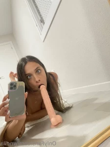 6498457