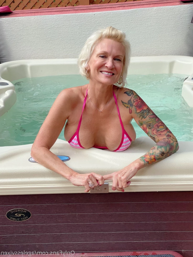 Ageless Vixen ™️ [ agelessvixen ] Onlyfans leaked photo 14568532 on Hotleaks.tv