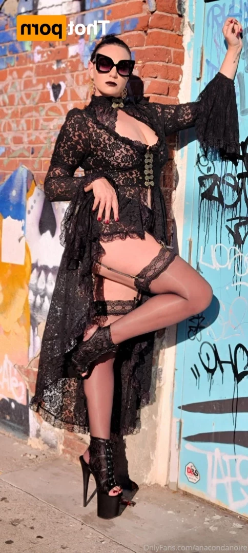 ANACONDA NOIRE [ anacondanoire ] Onlyfans leaked photo 15106884 on Hotleaks.tv