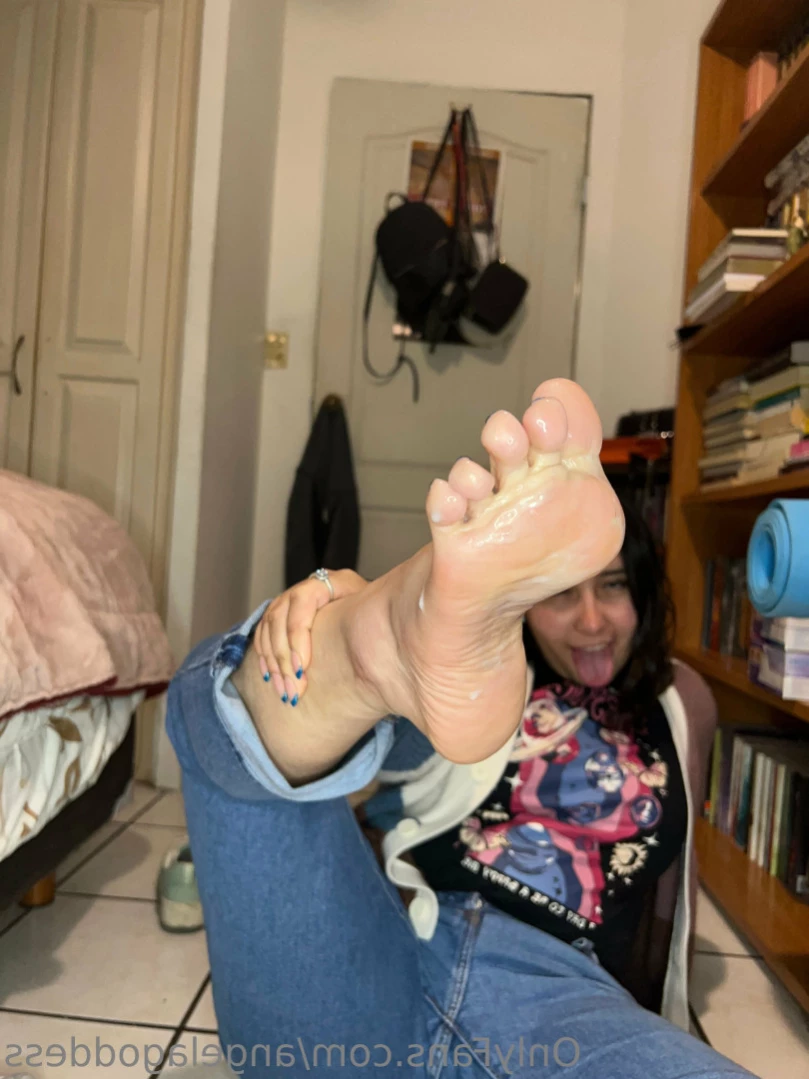 Angela [ angelagoddess ] Onlyfans leaked photo 11118499 on Hotleaks.tv