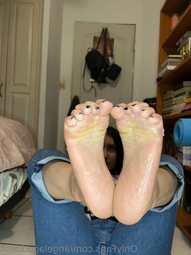 Angela [ angelagoddess ] Onlyfans leaked photo 12406979 on Hotleaks.tv