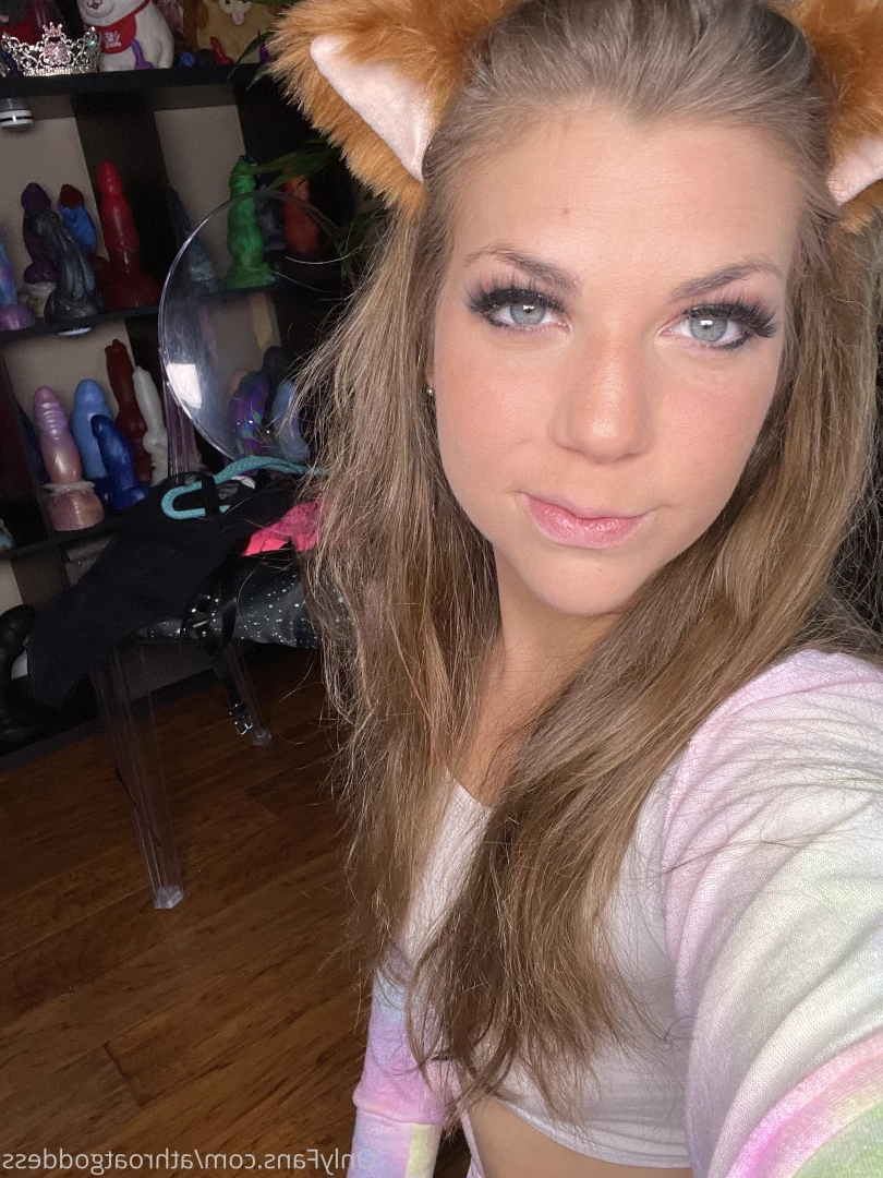 throatgoddess [ athroatgoddess ] Onlyfans leaked photo 9472716 on Hotleaks.tv