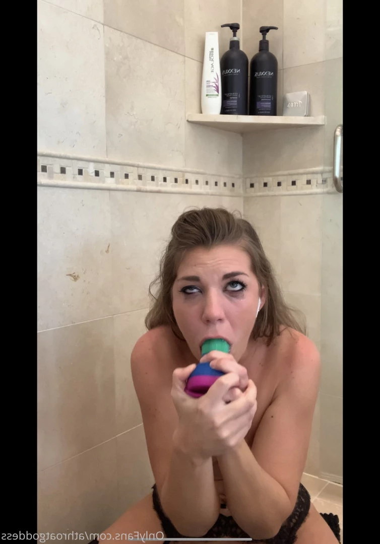 throatgoddess [ athroatgoddess ] Onlyfans leaked photo 9473638 on Hotleaks.tv