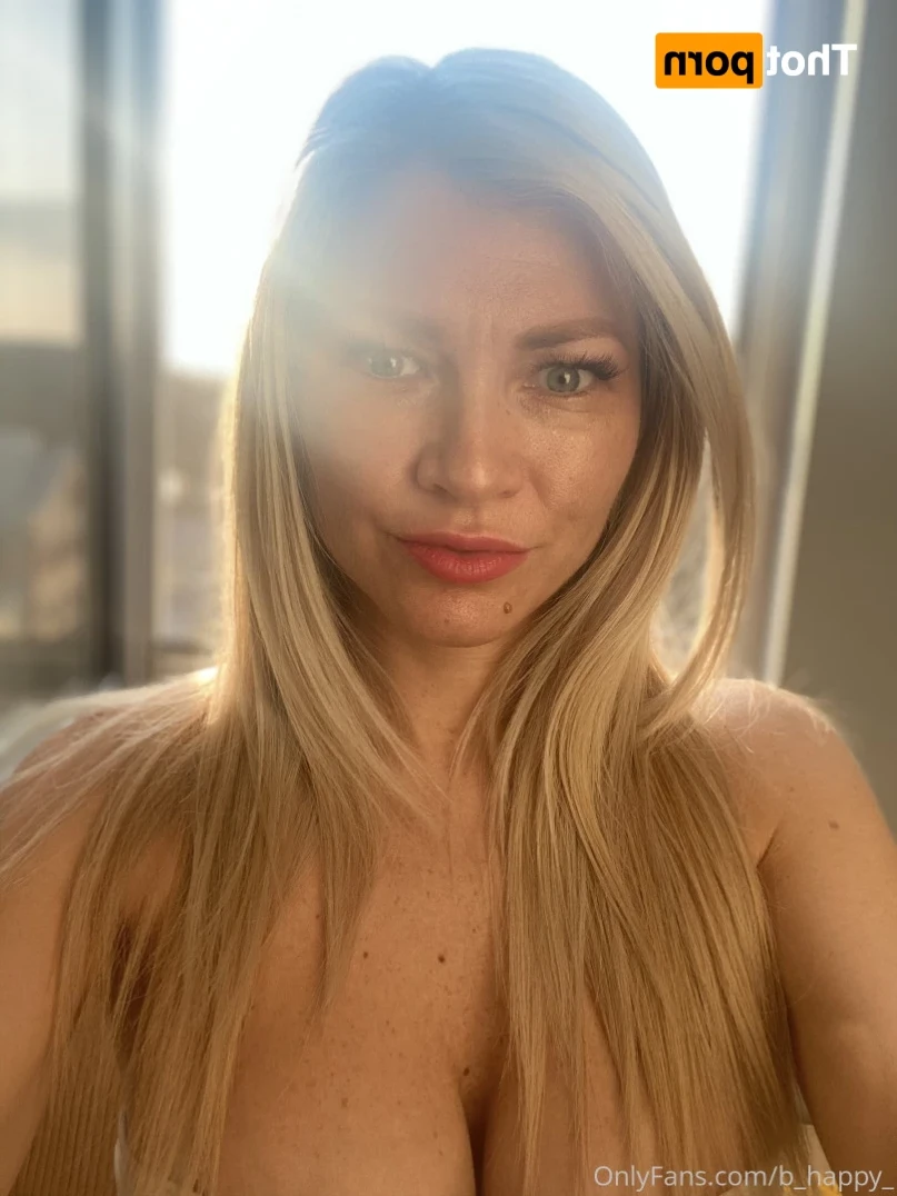 Andana [ b_happy_ ] Onlyfans leaked photo 14813894 on Hotleaks.tv