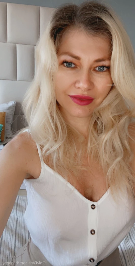 Andana [ b_happy_ ] Onlyfans leaked photo 16175208 on Hotleaks.tv