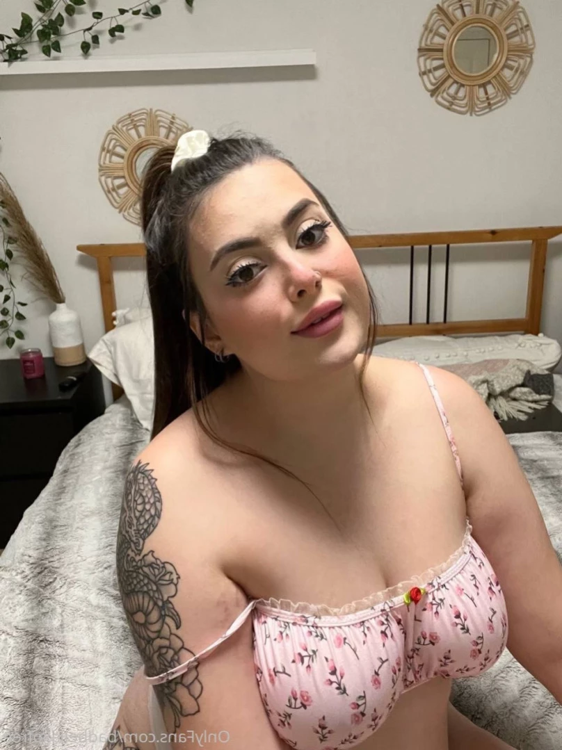 💕💜BISEXUAL BAD BELLA❌⭕️ [ badbellaxofree ] Onlyfans leaked photo 12110902 on Hotleaks.tv