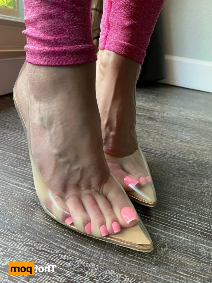beautyandherfeetz Onlyfans leaked photo 14168494 on Hotleaks.tv