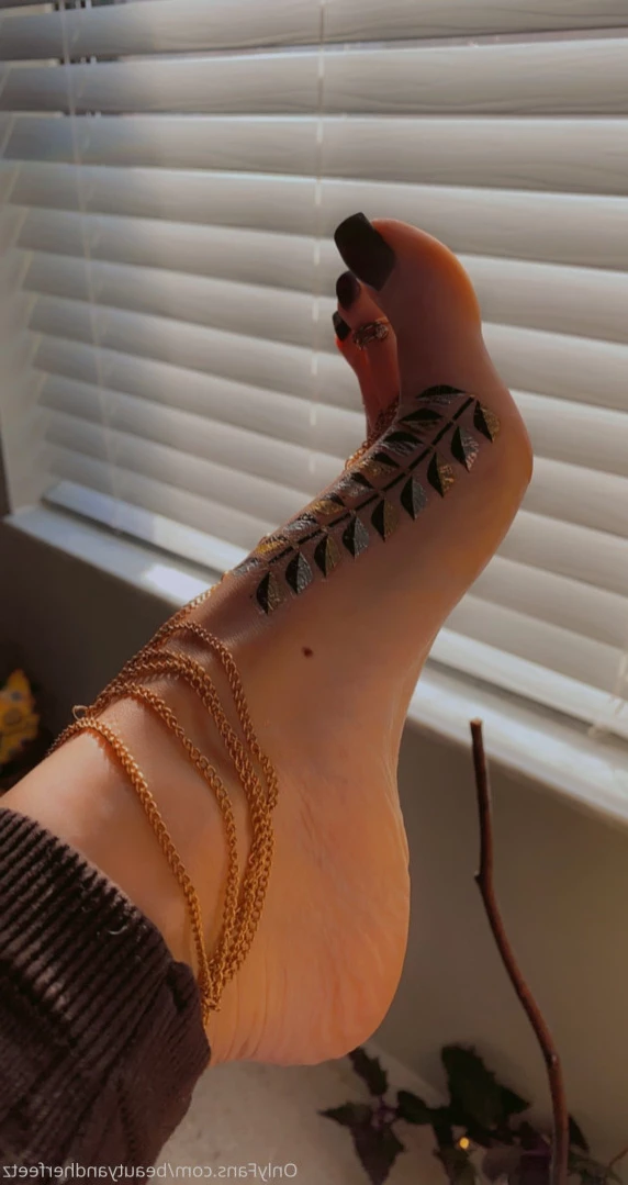 beautyandherfeetz Onlyfans leaked photo 16094807 on Hotleaks.tv