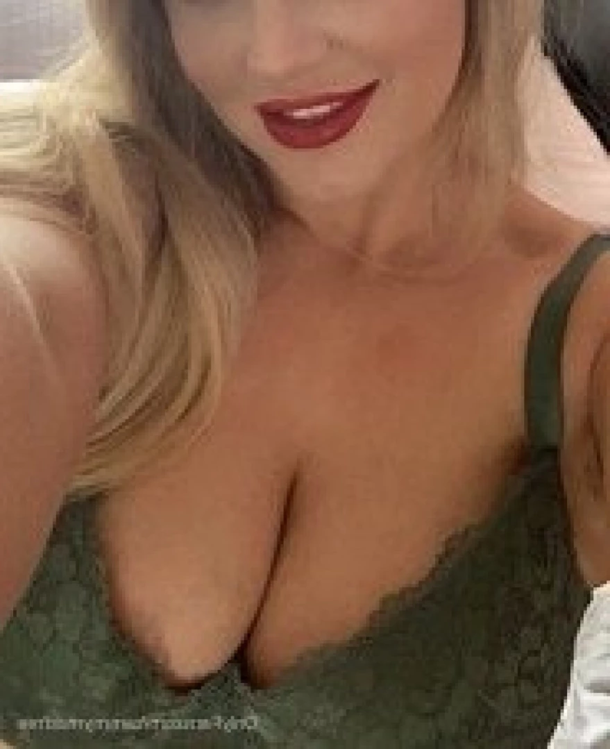 👑Cammy👑 SQU💦RTER•AN🍑L•M👩🏼LF [ cammymaconlyfans ] Onlyfans leaked photo 14099945 on Hotleaks.tv