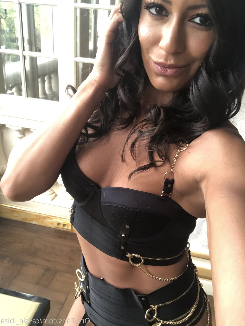 Cassie Del Isla [ cassie_ibiza ] Onlyfans leaked photo 9232470 on Hotleaks.tv