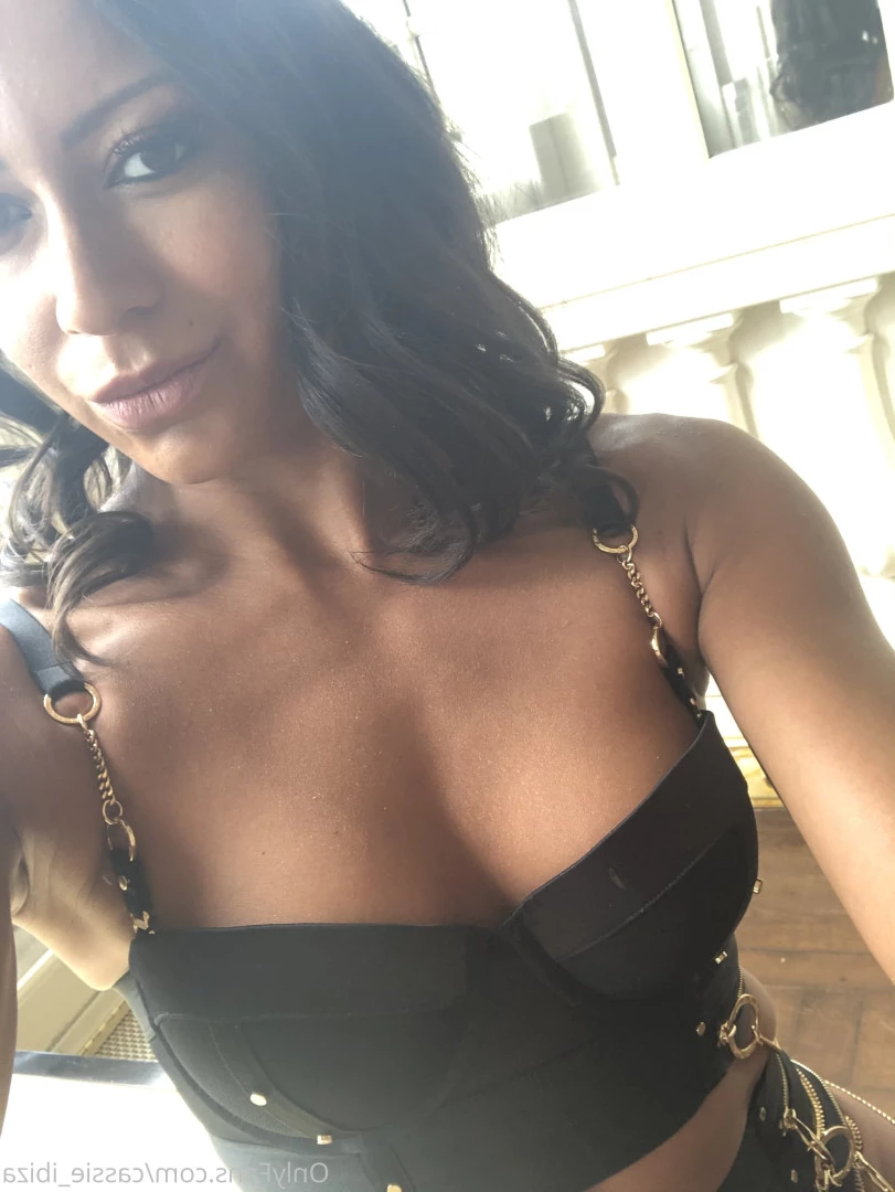 Cassie Del Isla [ cassie_ibiza ] Onlyfans leaked photo 9232865 on Hotleaks.tv