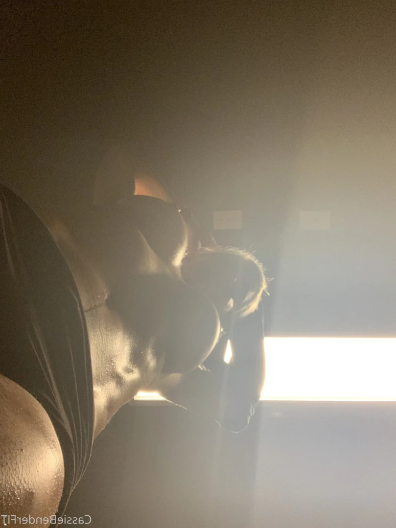 Cassie Bender [ cassiebenderfit ] Onlyfans leaked photo 13068339 on Hotleaks.tv