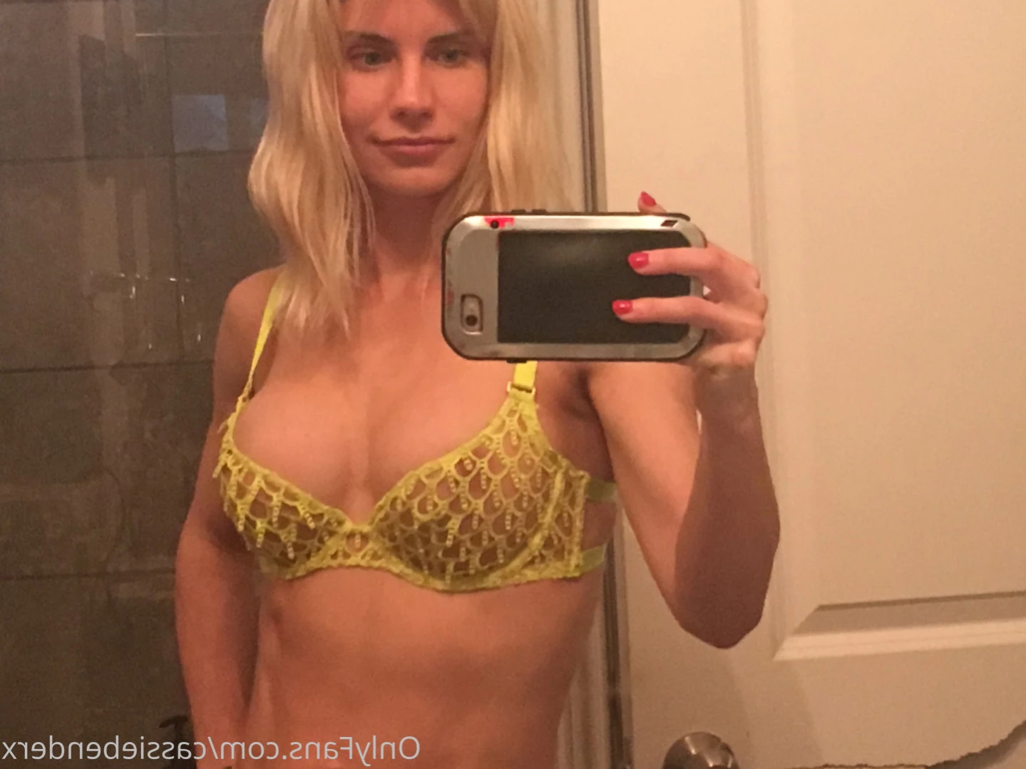 Cassie Bender [ cassiebenderfit ] Onlyfans leaked photo 13604299 on Hotleaks.tv