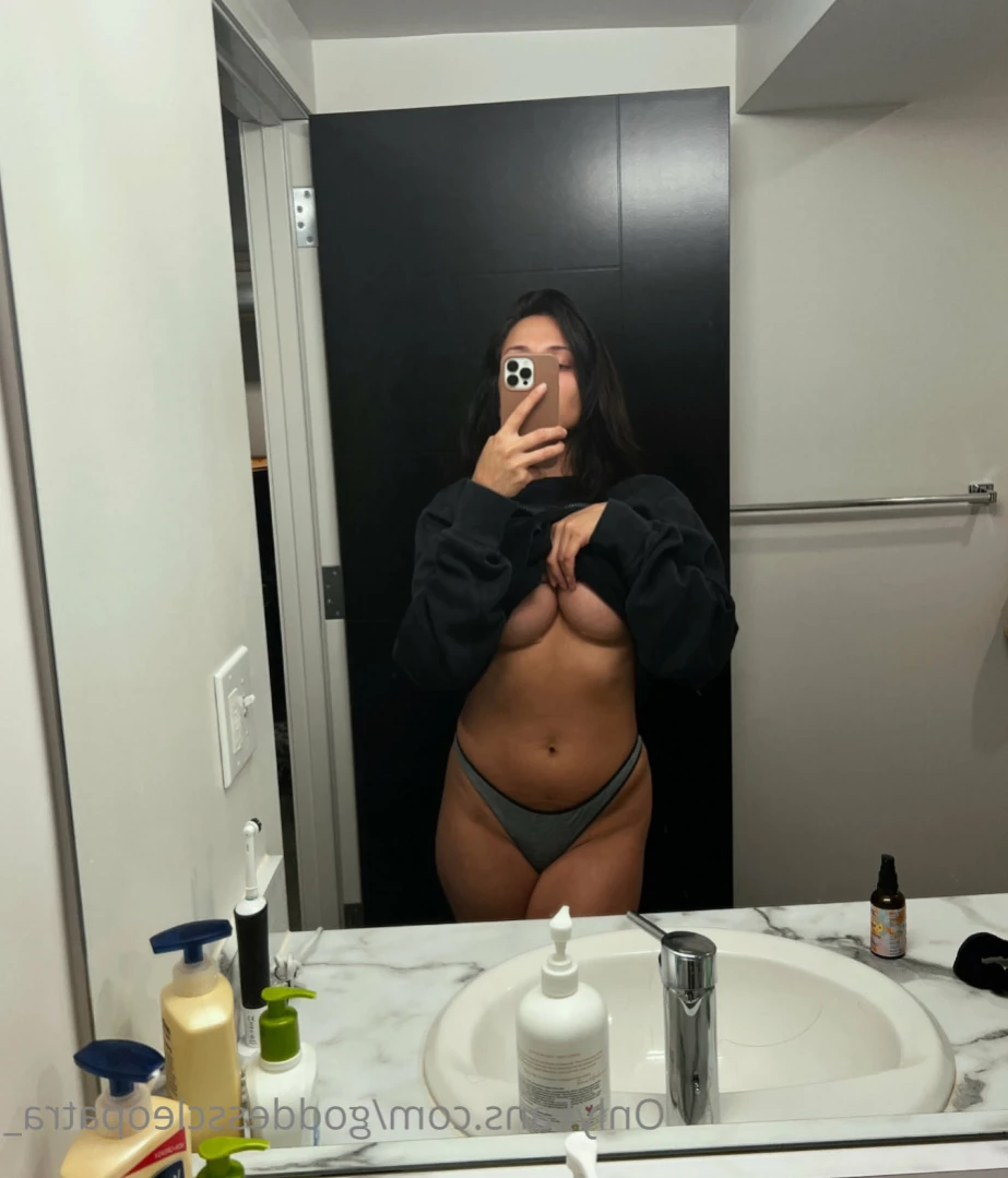 Cleopatra [ cleox13 ] Onlyfans leaked photo 13170198 on Hotleaks.tv