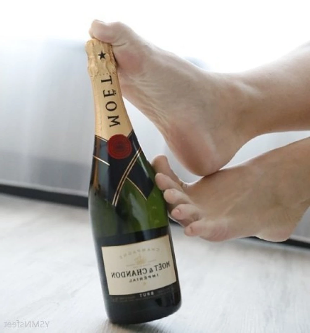 deliciousdutchfeet Onlyfans leaked photo 13913050 on Hotleaks.tv