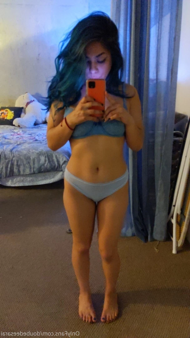 Sara 🌷 [ doubedeesarai ] Onlyfans leaked photo 8987673 on Hotleaks.tv