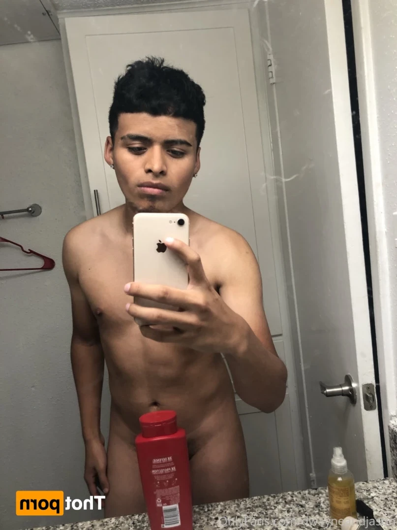 Dwayne 🌈 [ dwayneee9 ] Onlyfans leaked photo 12422998 on Hotleaks.tv