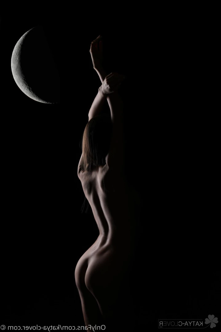 Erotic magazine 🔞 [ erotic-magazine ] Onlyfans leaked photo 14597411 on Hotleaks.tv