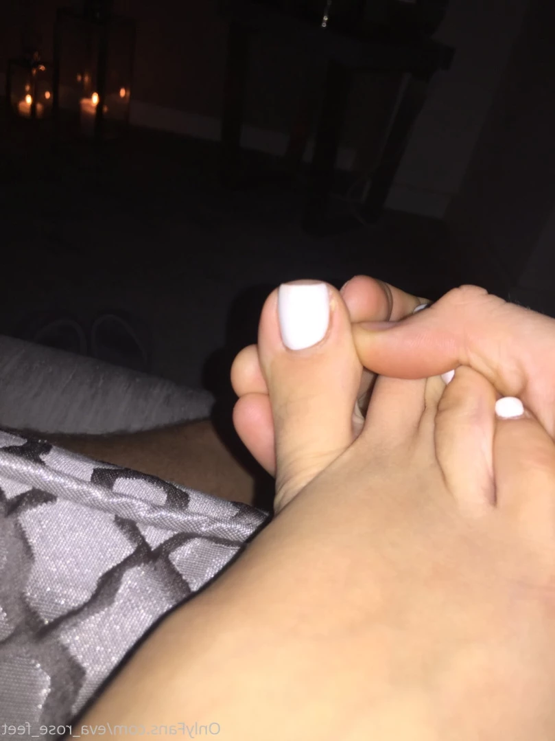 E [ eva_rose_feet ] Onlyfans leaked photo 14184401 on Hotleaks.tv