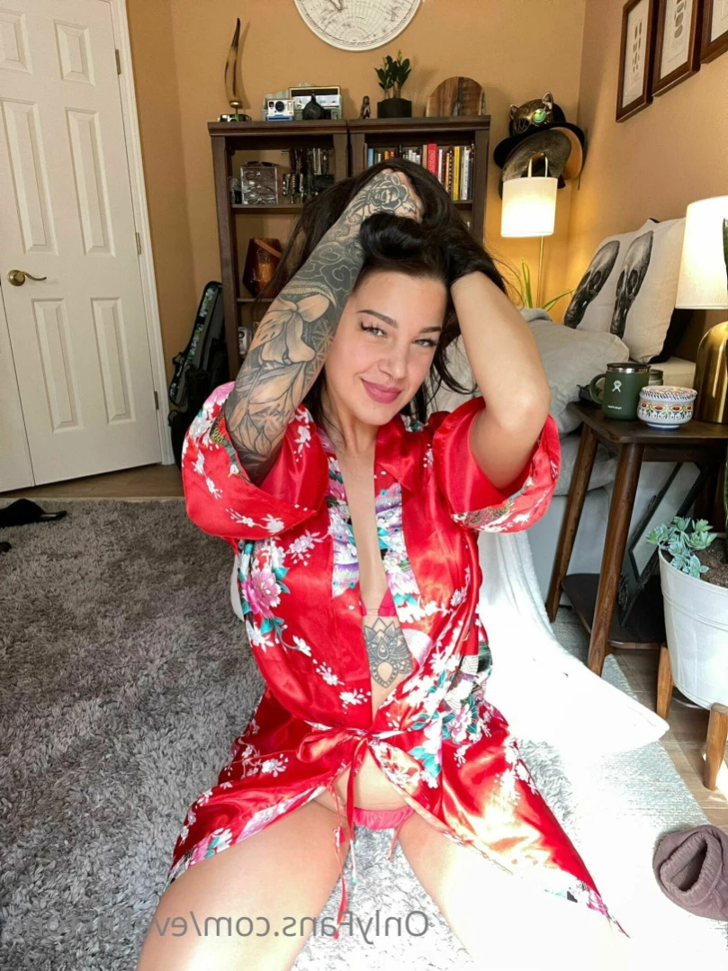 Evelin Stone [ evelinstone ] Onlyfans leaked photo 14595851 on Hotleaks.tv