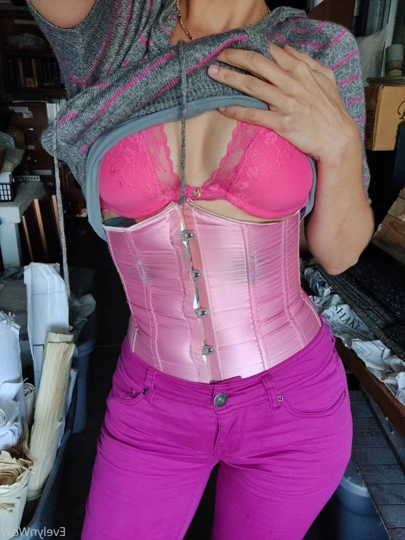 Evelyn WoW [ evelynwow ] Onlyfans leaked photo 16061679 on Hotleaks.tv