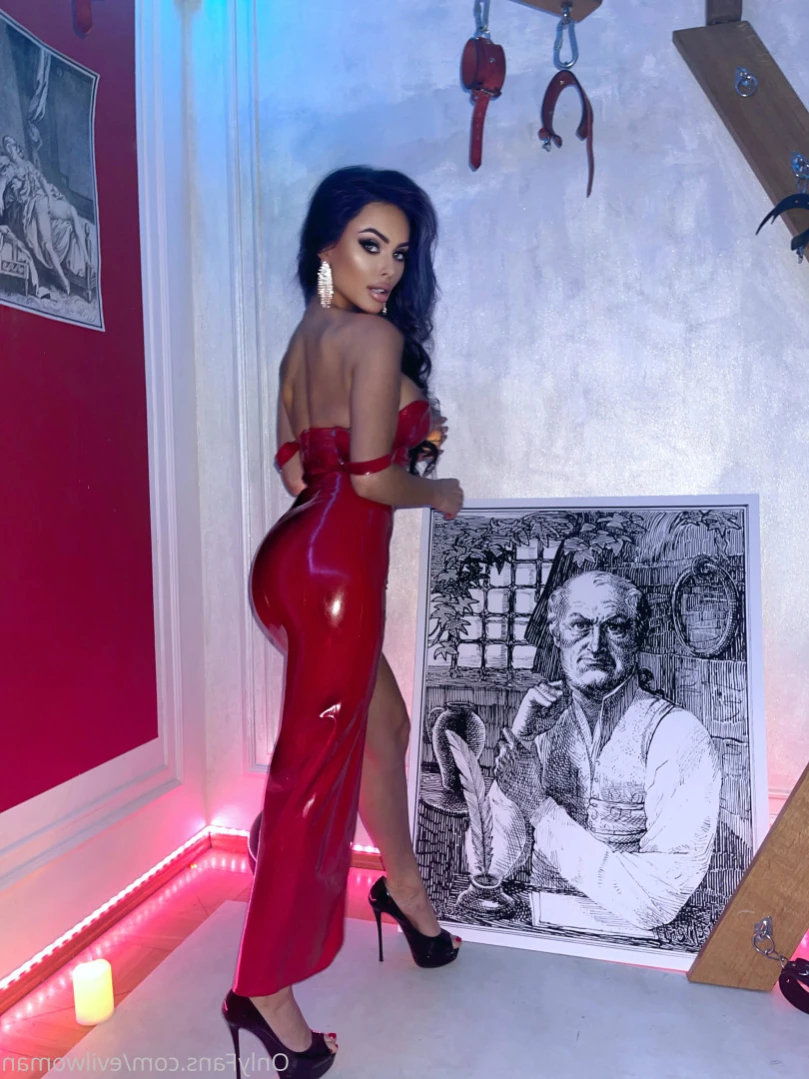 Evil Woman [ evilwoman ] Onlyfans leaked photo 11132938 on Hotleaks.tv