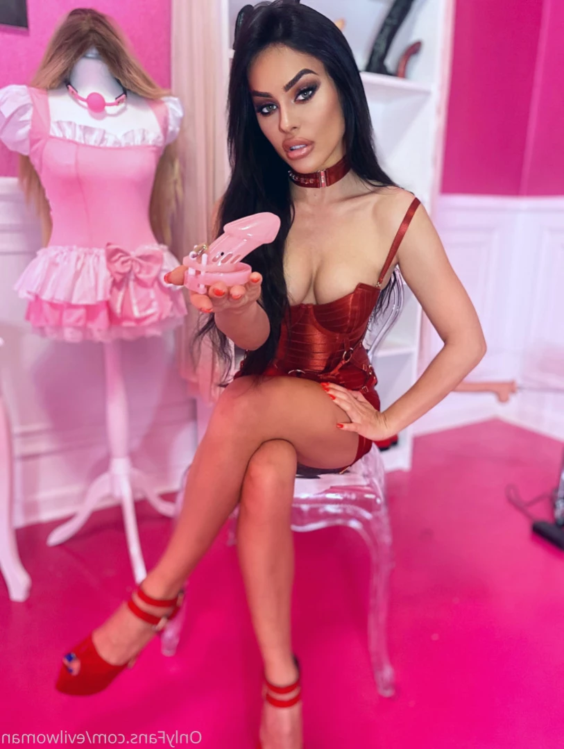Evil Woman [ evilwoman ] Onlyfans leaked photo 13305308 on Hotleaks.tv