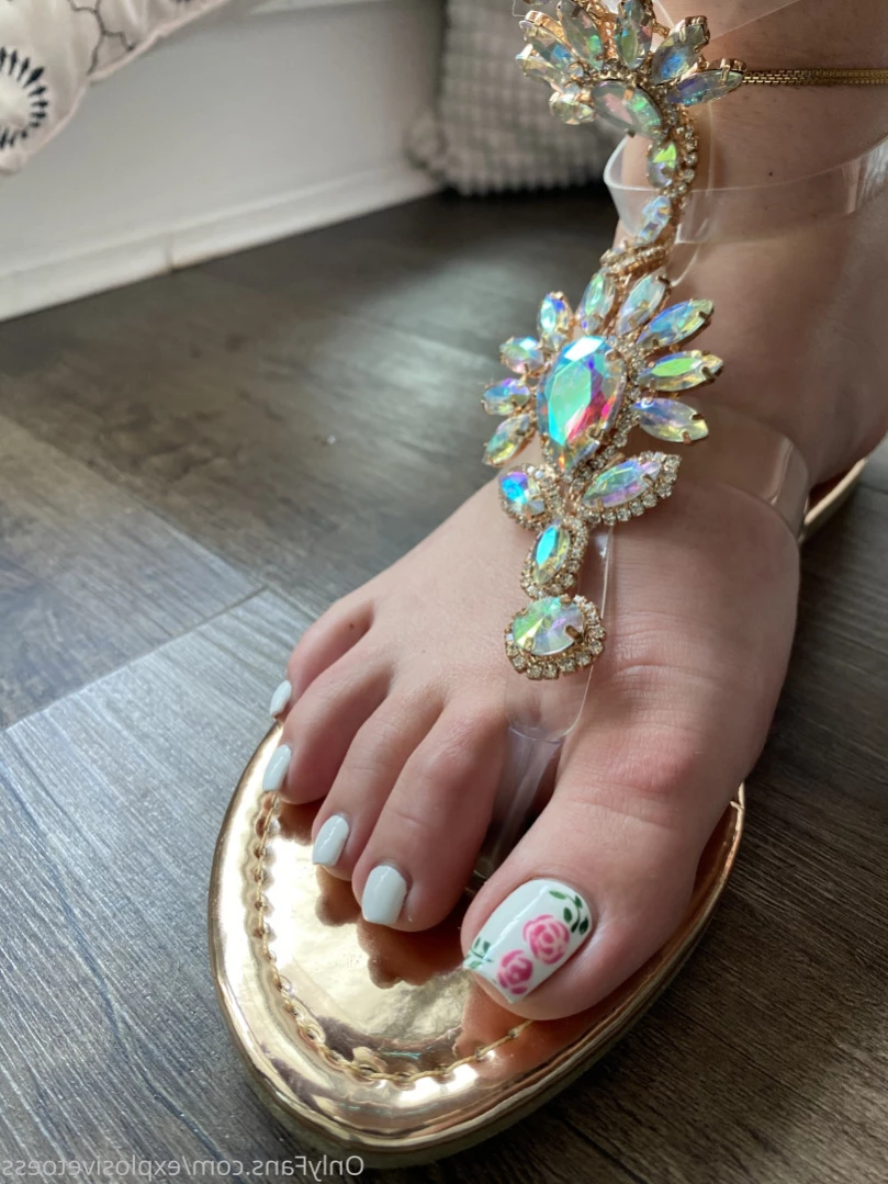 Explosivetoes [ explosivetoess ] Onlyfans leaked photo 13427498 on Hotleaks.tv