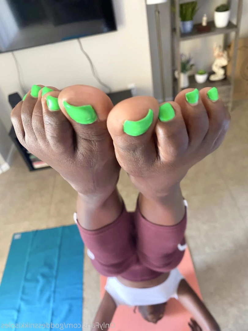 Goddess Nikki [ goddessnikkisoles ] Onlyfans leaked photo 7919644 on Hotleaks.tv
