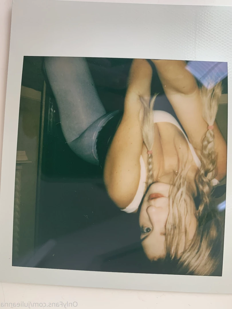 Julie Anna 🦄 [ julieannafleming ] Onlyfans leaked photo 7880754 on Hotleaks.tv