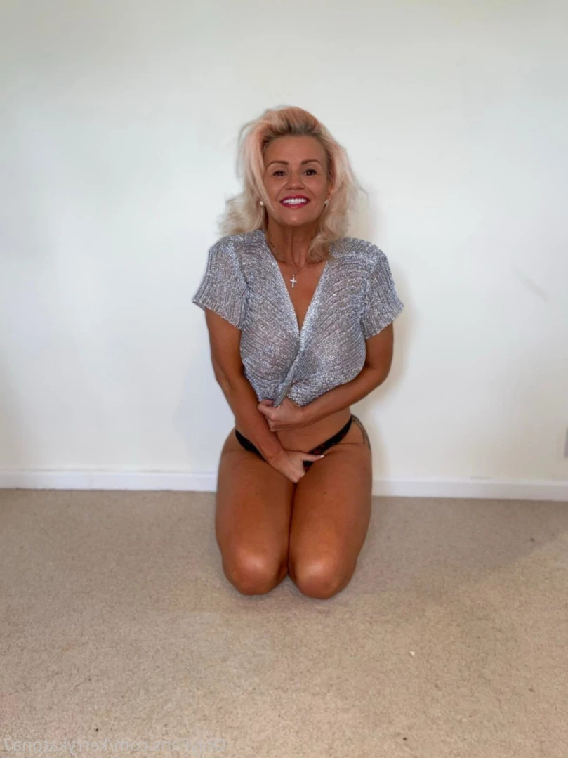 Kerry Katona [ kerrykatona7 ] Onlyfans leaked photo 12945933 on Hotleaks.tv