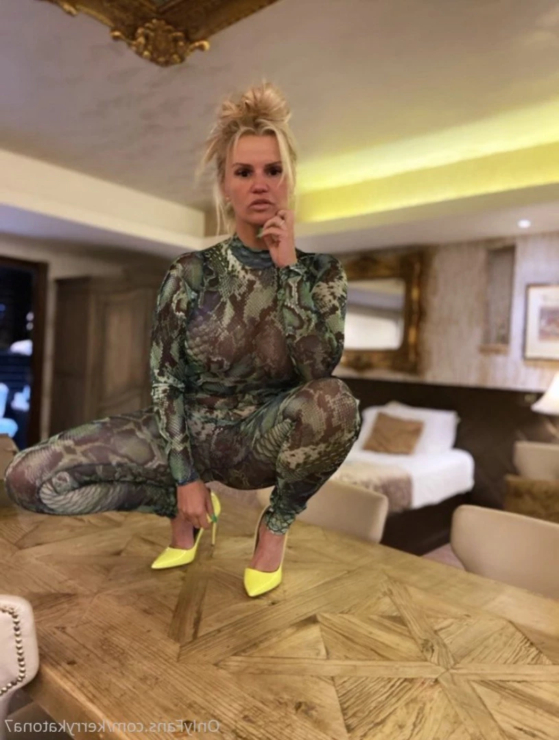 Kerry Katona [ kerrykatona7 ] Onlyfans leaked photo 12948578 on Hotleaks.tv