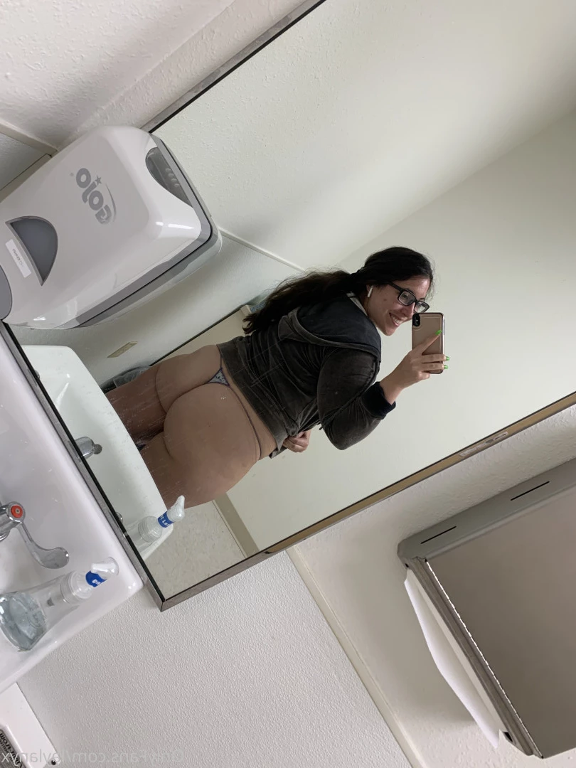 Miss Layla [ laylanyx ] Onlyfans leaked photo 9153761 on Hotleaks.tv