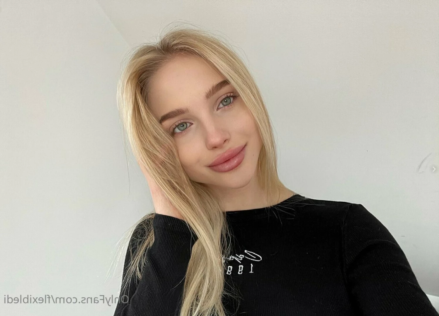 Diana 🇺🇦 [ little_flexi_di ] Onlyfans leaked photo 12954701 on Hotleaks.tv